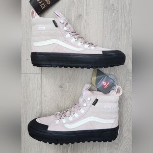 Vans MTE-2 Sk8-Hi All Weather All Terrain Insulated Shoe Womens 8 NWT MSRP $150